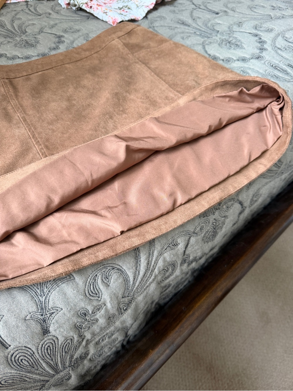 Abercrombie & Fitch Suede-Look Skirt in Warm Taupe
